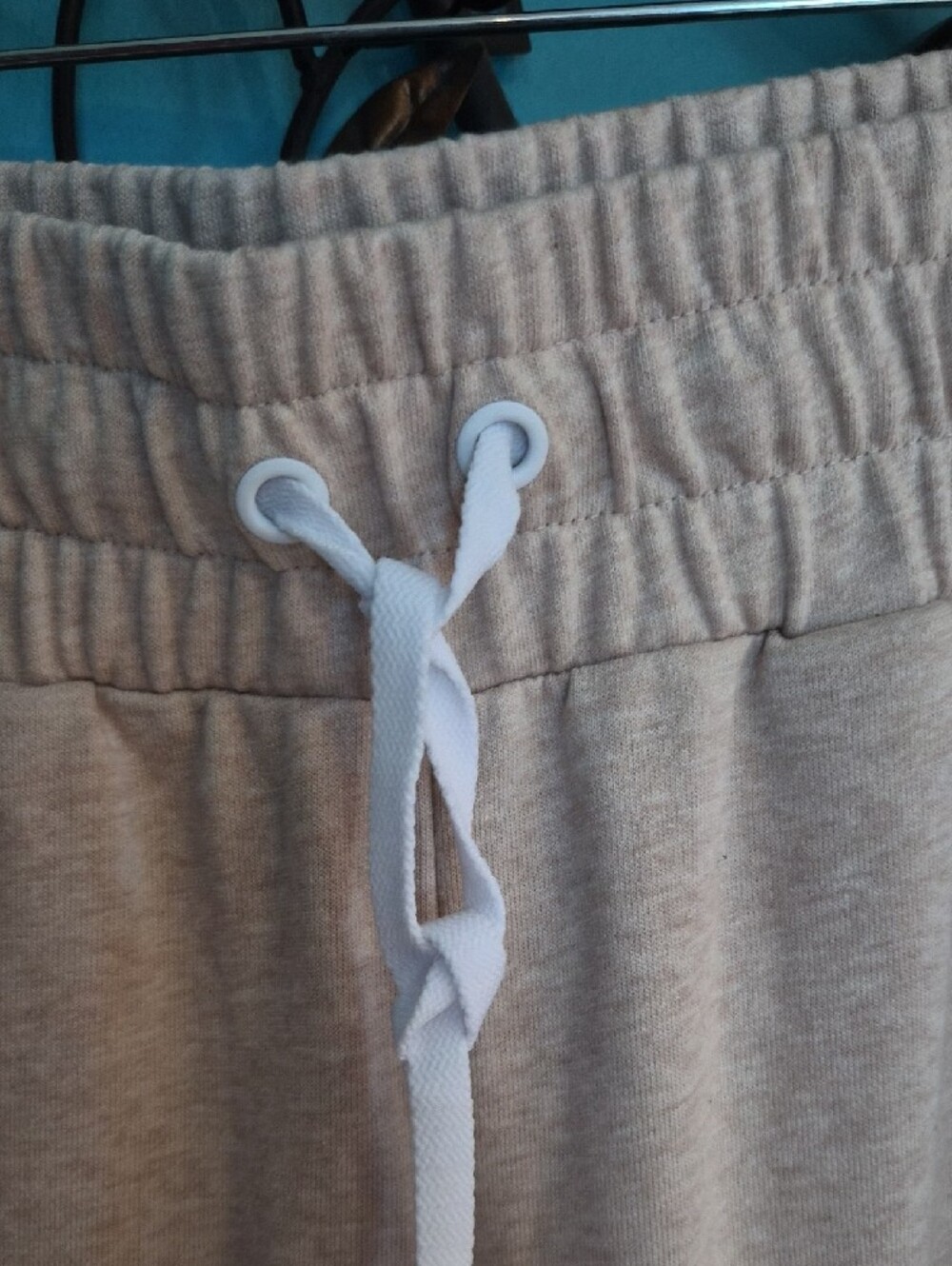 NWT DKNY  Neutral Tan & Coral Chevron Jogger Pants with White Panels Waist 15-17 - Picture 6 of 6